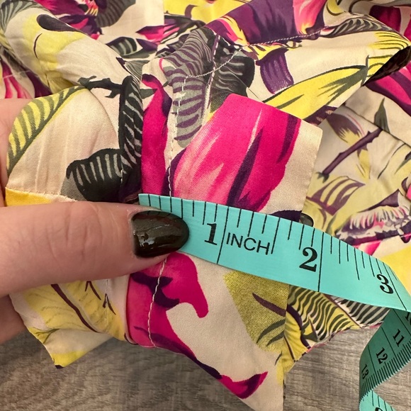 Zimmermann - 100% Silk Floral Shorts - Picture 6 of 8